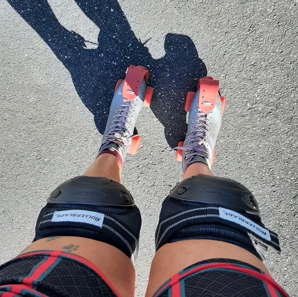 I LOVE OFFERS! Thanks for Stopping by ❤ - Picture 4 of 11